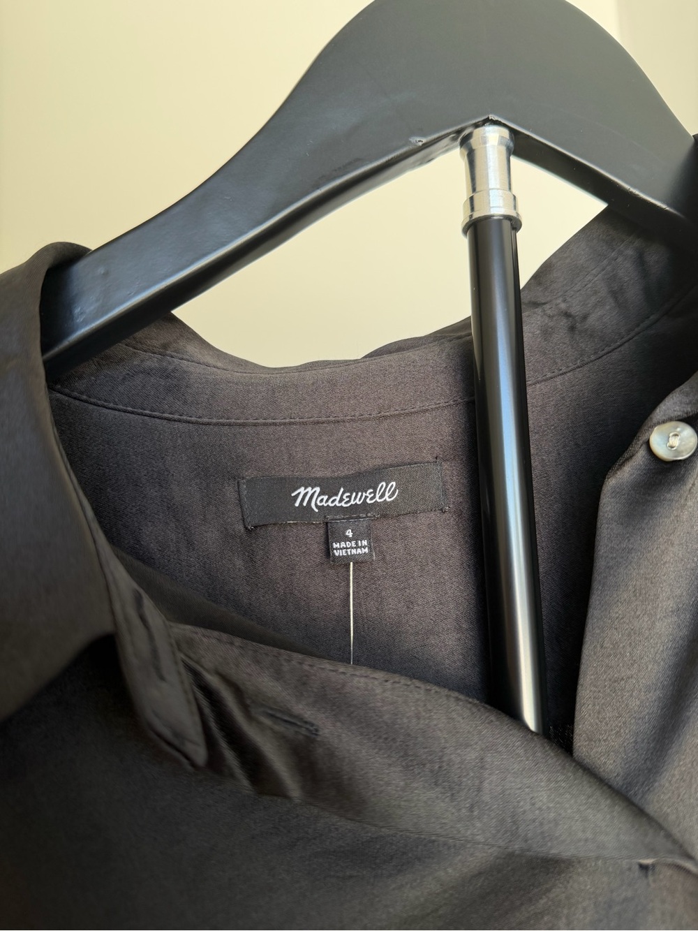 Madewell Darted Button Up Shirt in Satin - Picture 7 of 9